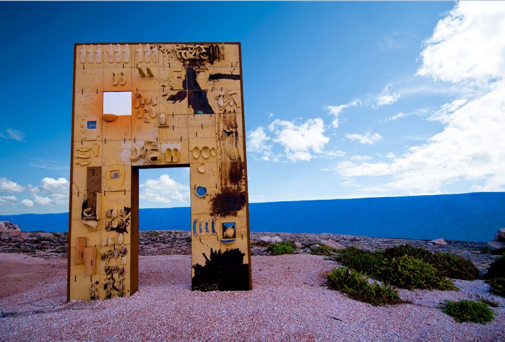 Scultura di Mimmo Paladino, Lampedusa