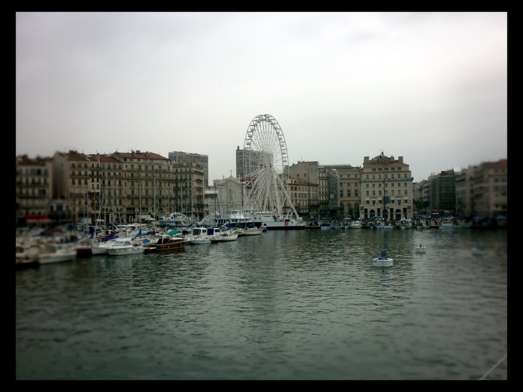 Vista dal mare sul Porto 